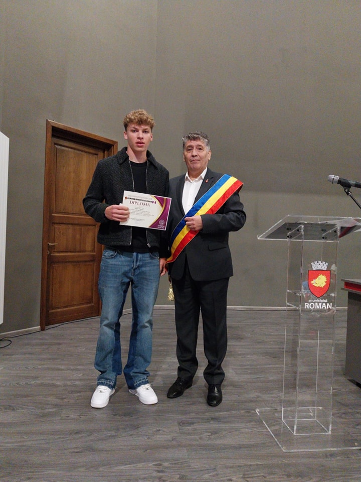 499421792_1077463430862417_2813070459326578213_n