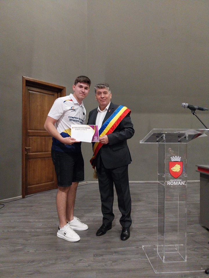 499586323_1077463330862427_1248943240252310774_n